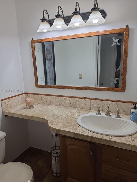 For Sale: $1,200,000 (4 beds, 2 baths, 3071 Square Feet)