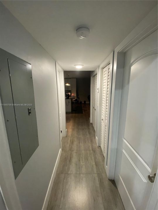 最近租的: $2,000 (2 贝兹, 2 浴室, 1000 平方英尺)