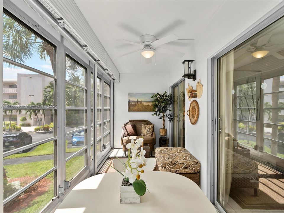 待售: $229,950 (2 贝兹, 2 浴室, 1291 平方英尺)