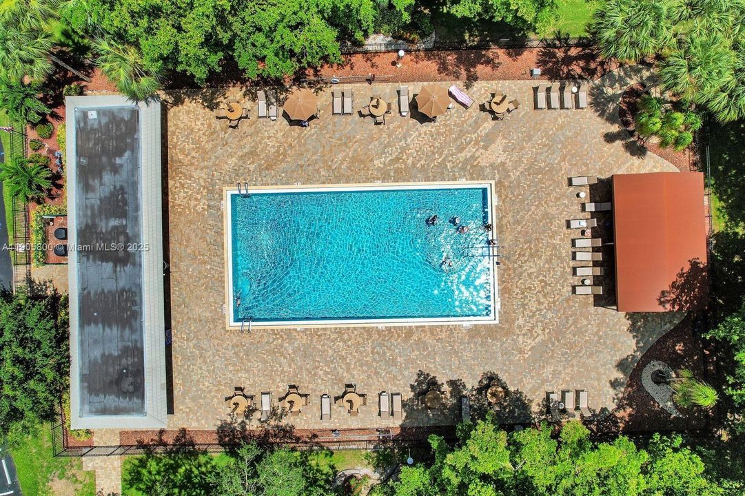 待售: $229,950 (2 贝兹, 2 浴室, 1291 平方英尺)