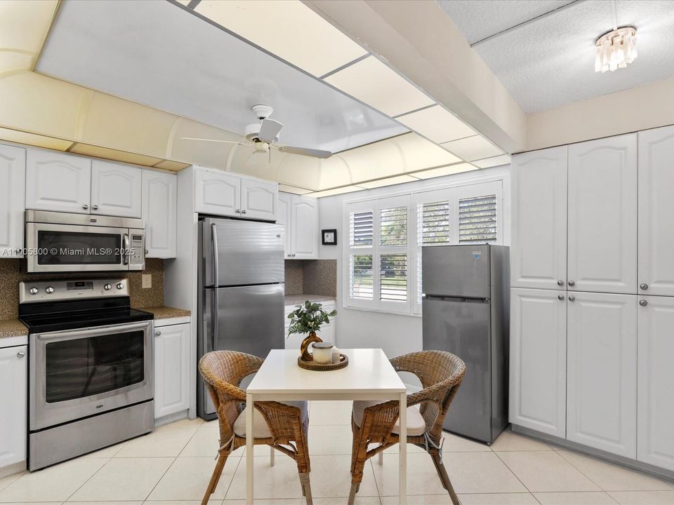 待售: $229,950 (2 贝兹, 2 浴室, 1291 平方英尺)