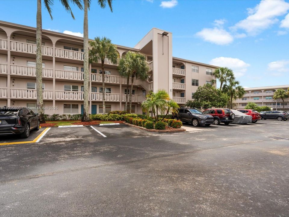 待售: $229,950 (2 贝兹, 2 浴室, 1291 平方英尺)