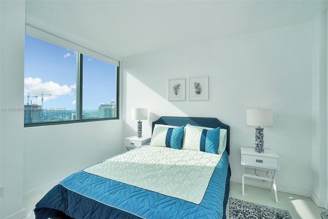 Active With Contract: $4,200 (2 beds, 2 baths, 944 Square Feet)