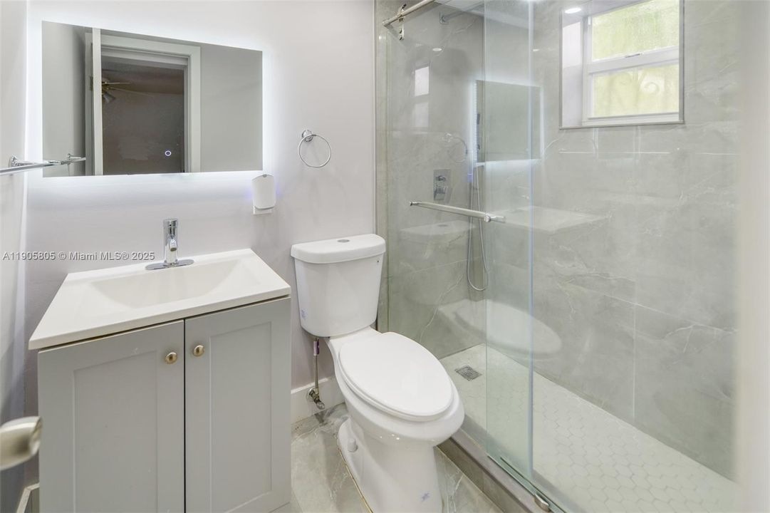 Recently Rented: $4,200 (3 beds, 2 baths, 1340 Square Feet)