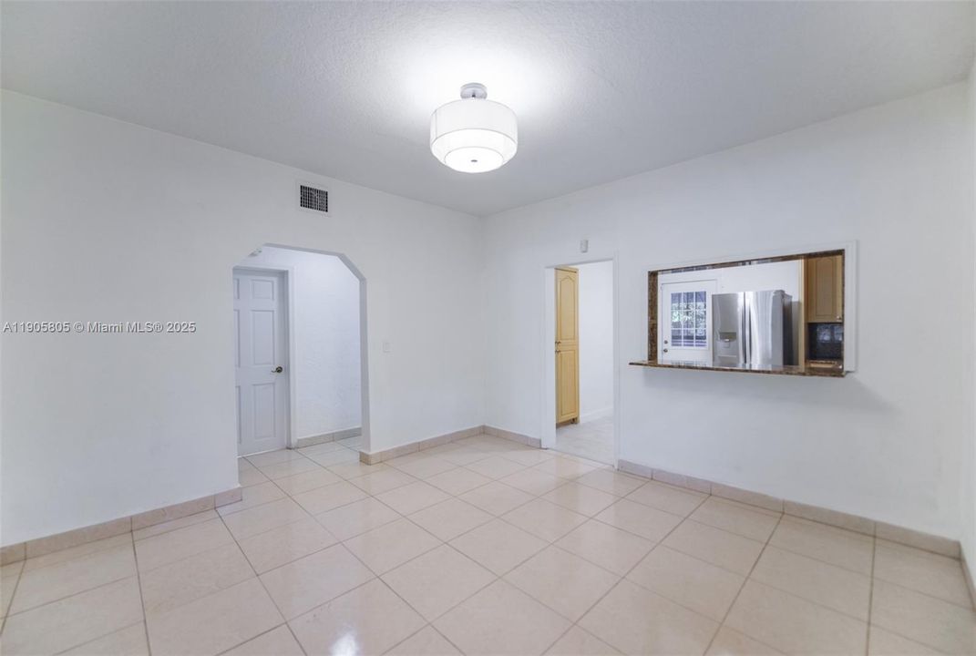 Recently Rented: $4,200 (3 beds, 2 baths, 1340 Square Feet)