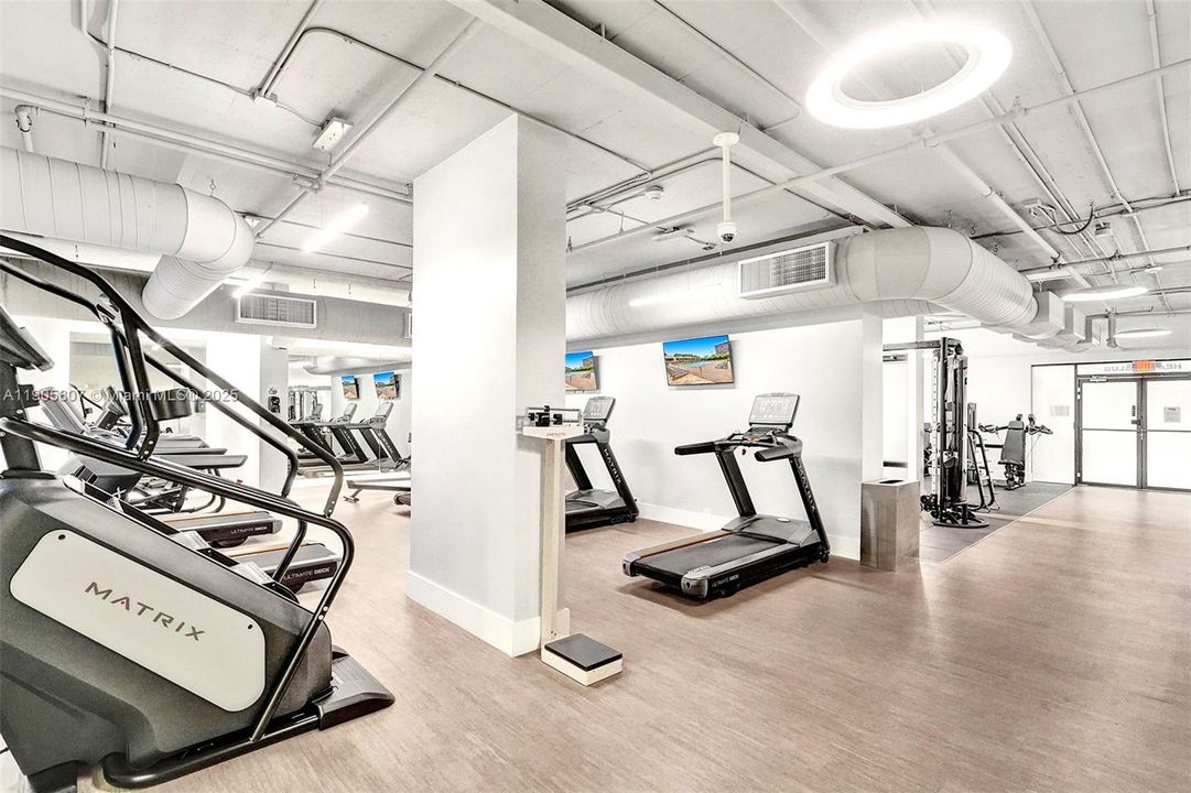 Recently Rented: $4,850 (2 beds, 2 baths, 1723 Square Feet)