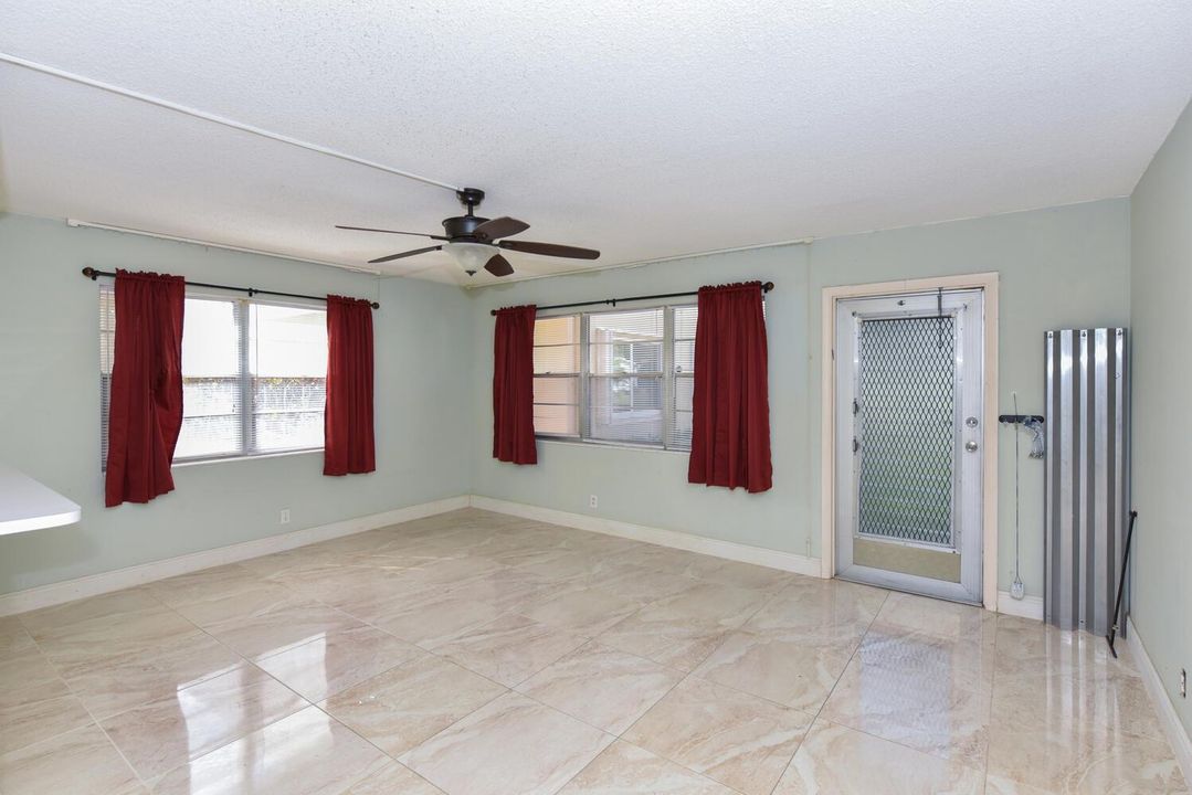 262 Bedford K West Palm Beach-large-003-