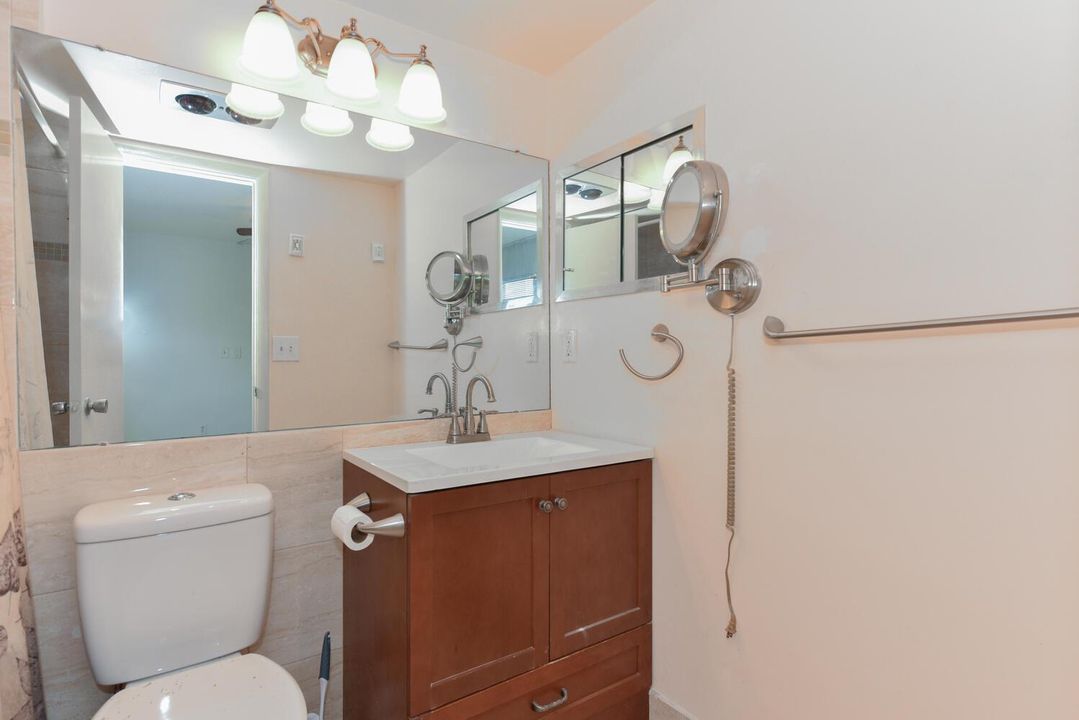 262 Bedford K West Palm Beach-large-011-