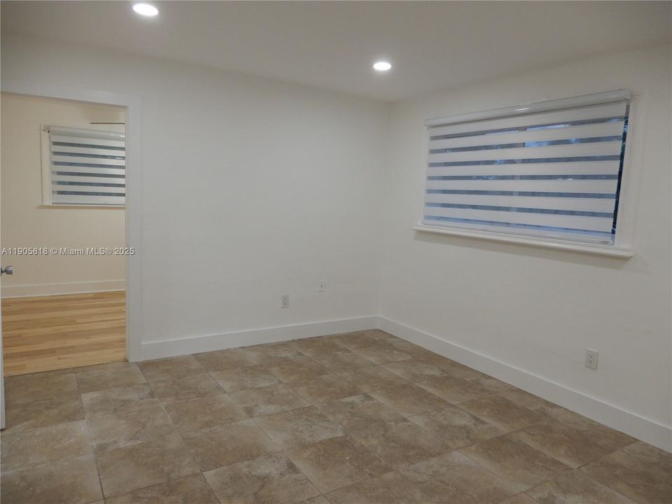 For Sale: $669,999 (3 beds, 2 baths, 1555 Square Feet)