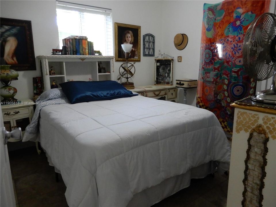 For Sale: $669,999 (3 beds, 2 baths, 1555 Square Feet)