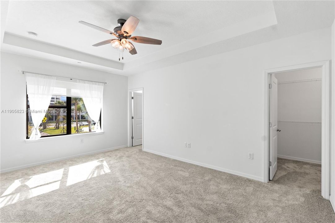 For Rent: $4,100 (3 beds, 2 baths, 1816 Square Feet)