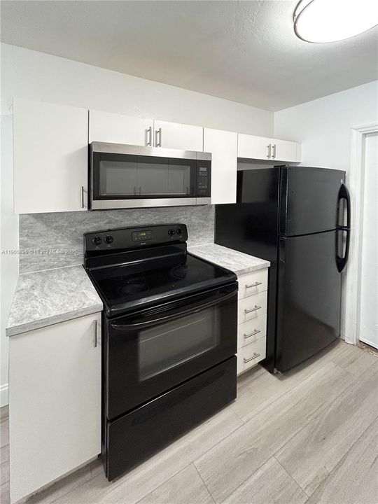 For Rent: $1,599 (1 beds, 1 baths, 6360 Square Feet)