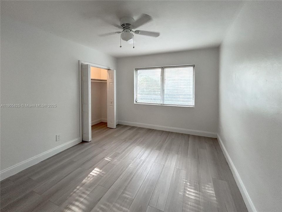 For Rent: $1,599 (1 beds, 1 baths, 6360 Square Feet)
