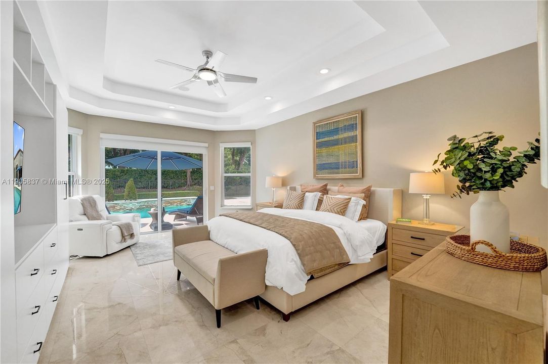 For Sale: $2,000,000 (5 beds, 3 baths, 3273 Square Feet)