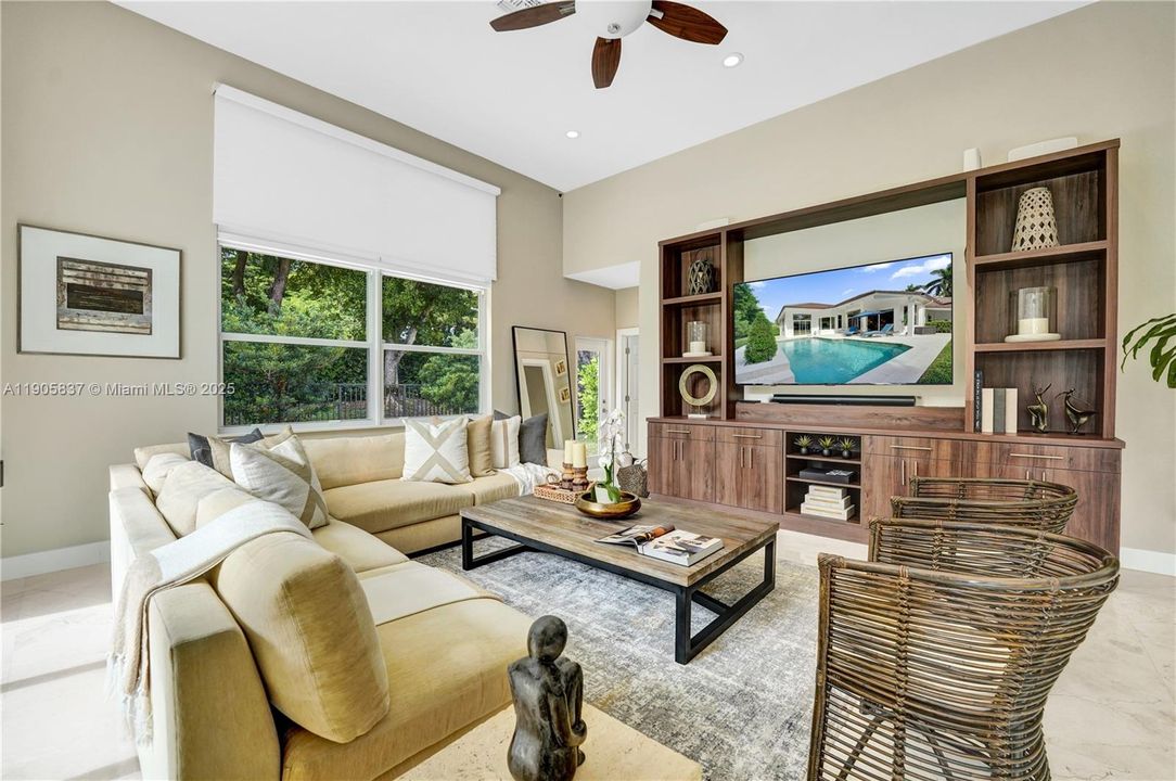 For Sale: $2,000,000 (5 beds, 3 baths, 3273 Square Feet)