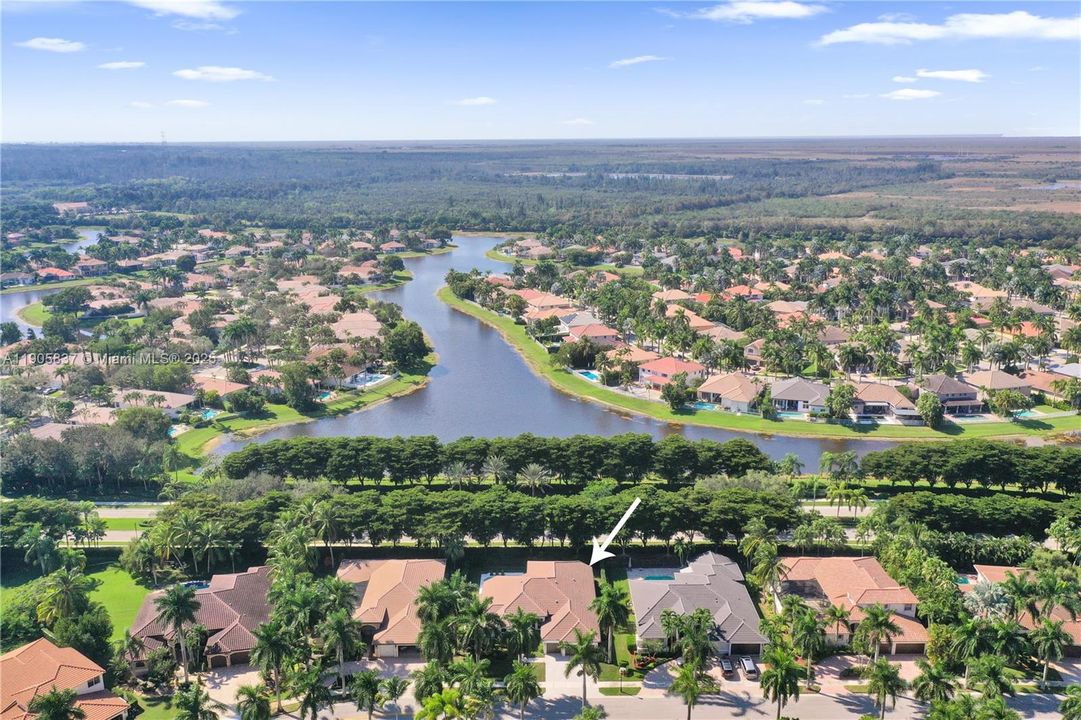 For Sale: $2,000,000 (5 beds, 3 baths, 3273 Square Feet)