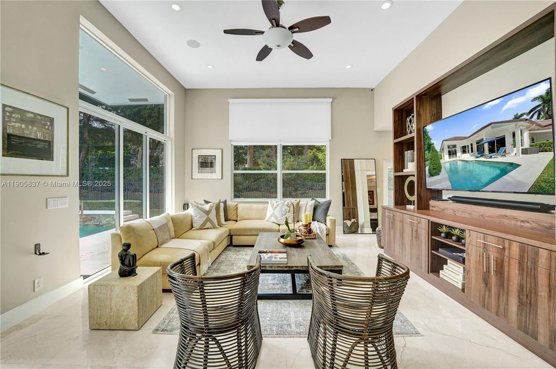 For Sale: $2,000,000 (5 beds, 3 baths, 3273 Square Feet)