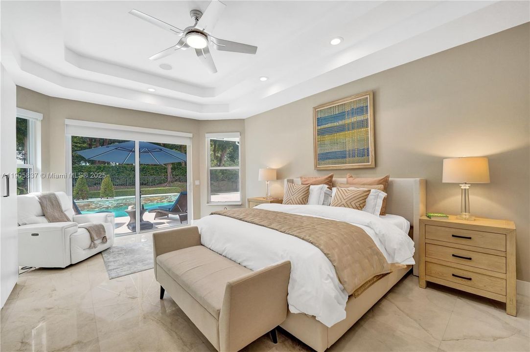 For Sale: $2,000,000 (5 beds, 3 baths, 3273 Square Feet)