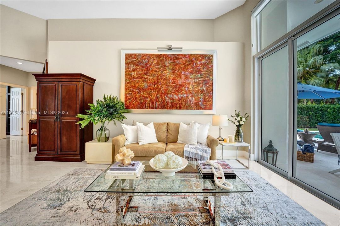 For Sale: $2,000,000 (5 beds, 3 baths, 3273 Square Feet)