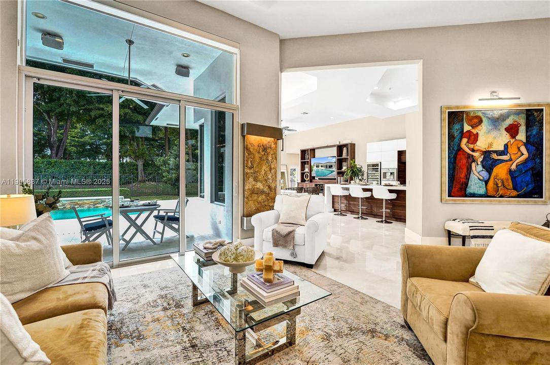 For Sale: $2,000,000 (5 beds, 3 baths, 3273 Square Feet)