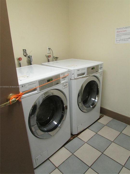 Recently Rented: $1,850 (1 beds, 1 baths, 690 Square Feet)