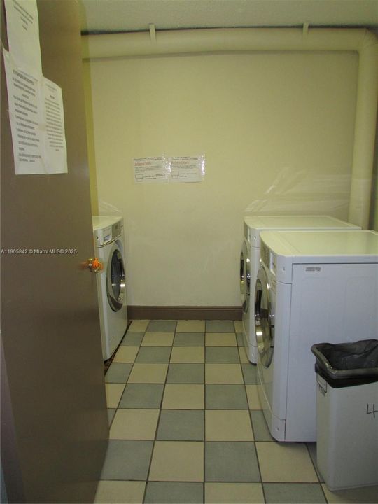 Recently Rented: $1,850 (1 beds, 1 baths, 690 Square Feet)