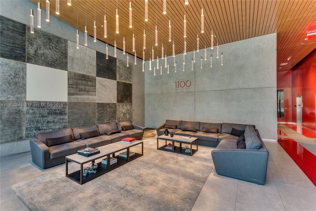 For Rent: $3,800 (1 beds, 1 baths, 769 Square Feet)