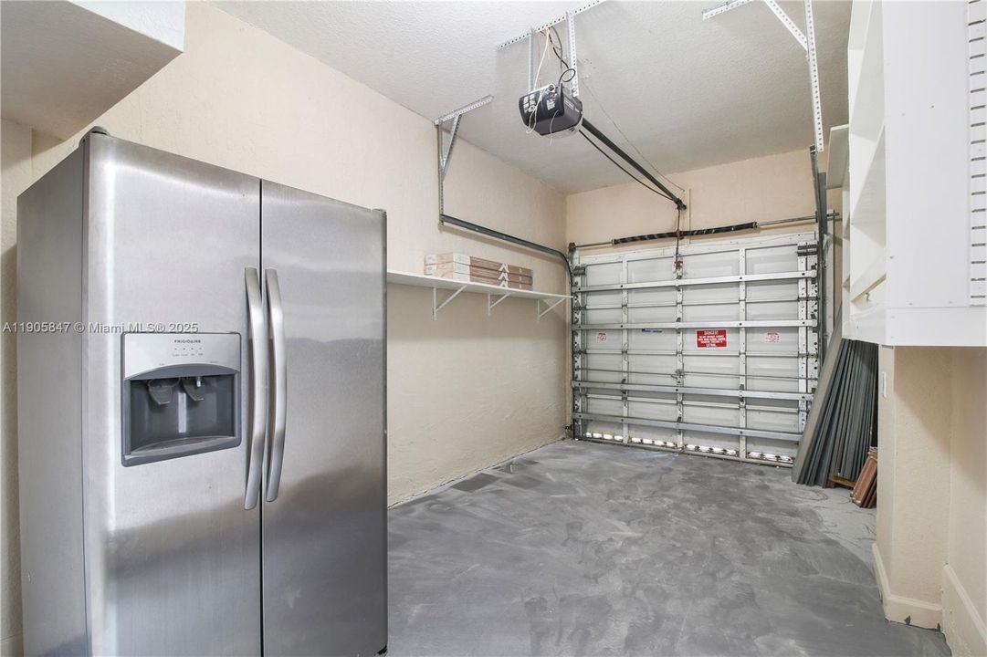 Recently Rented: $3,200 (4 beds, 2 baths, 1780 Square Feet)