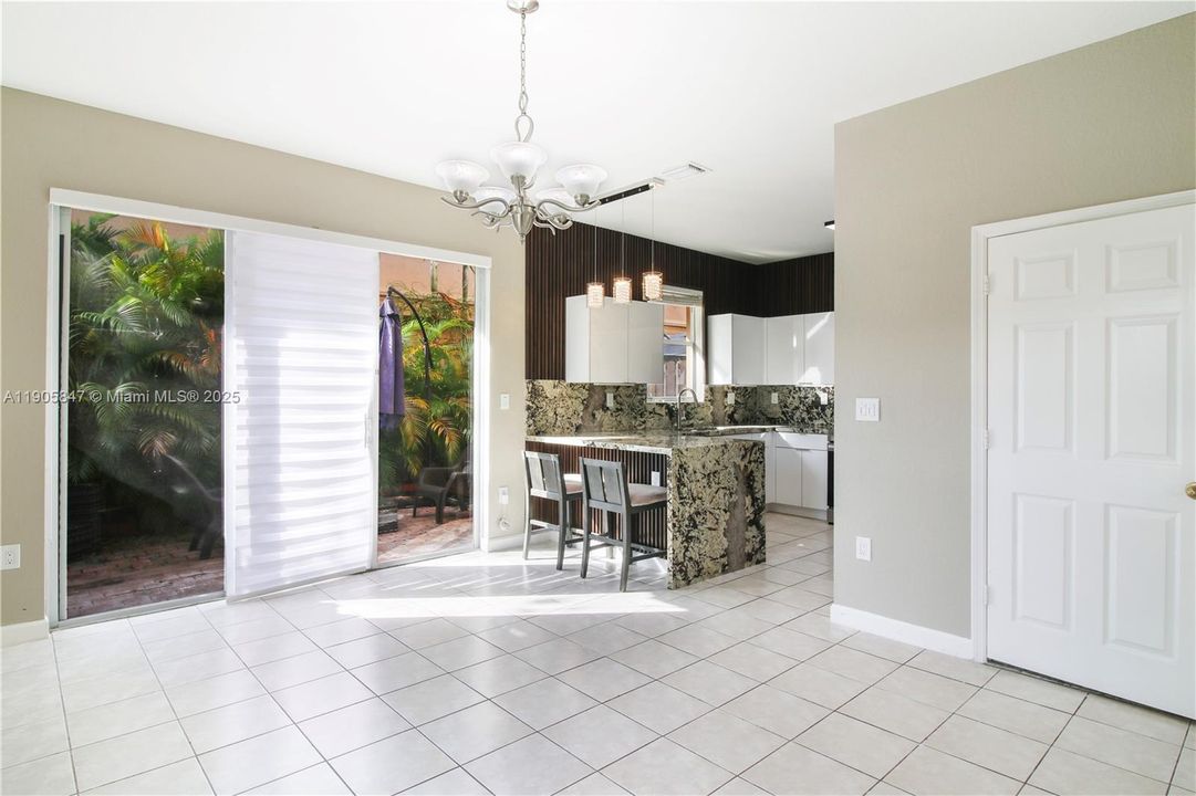 Recently Rented: $3,200 (4 beds, 2 baths, 1780 Square Feet)