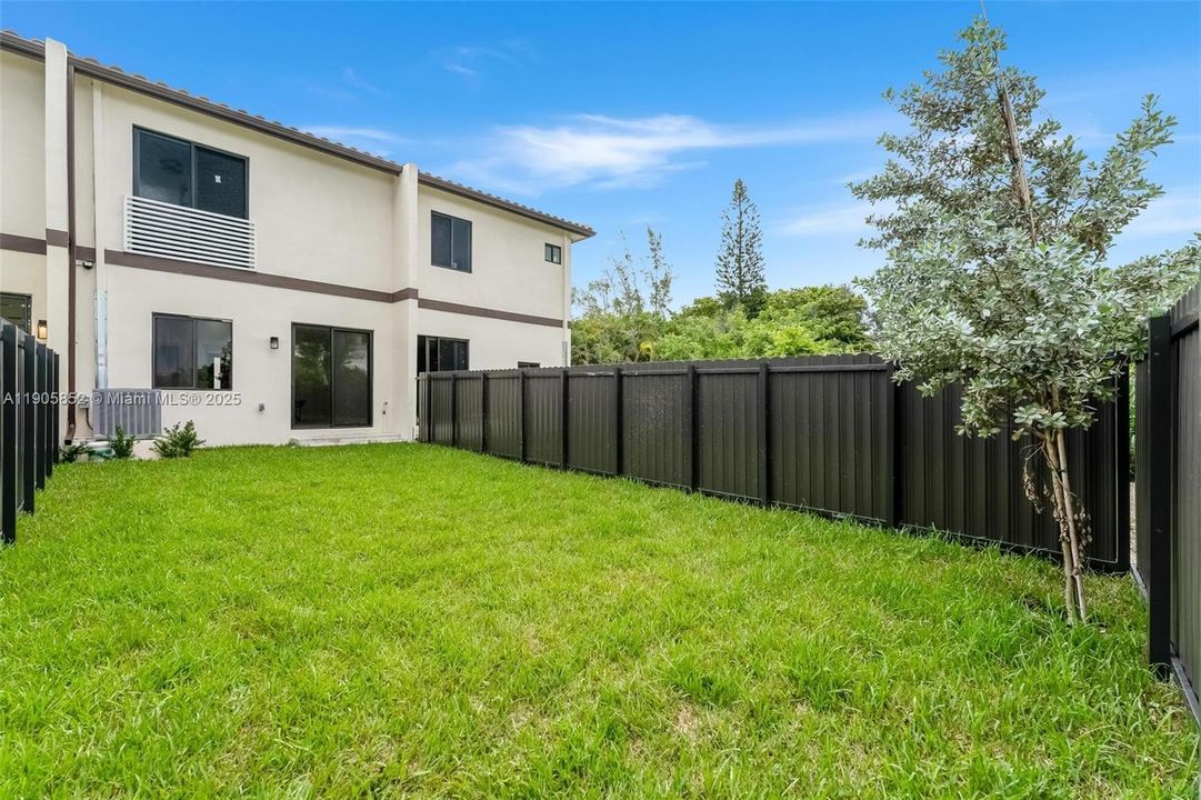 For Sale: $1,999,999 (0 beds, 0 baths, 4337 Square Feet)