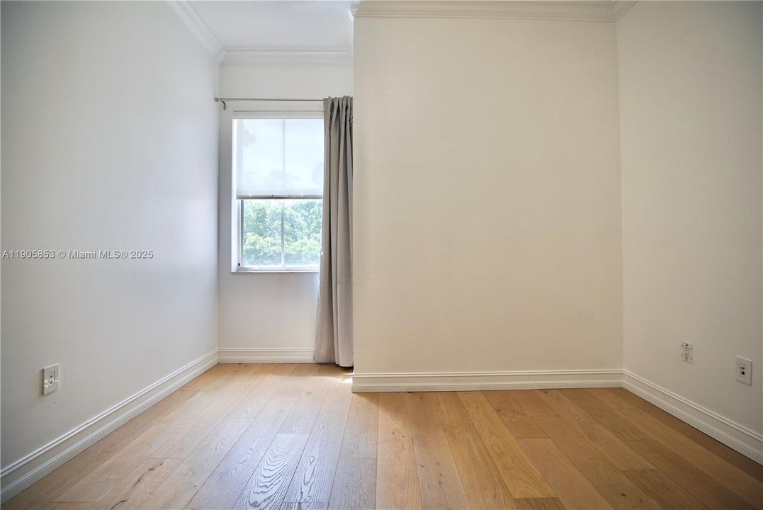 出租: $7,000 (4 贝兹, 3 浴室, 2167 平方英尺)