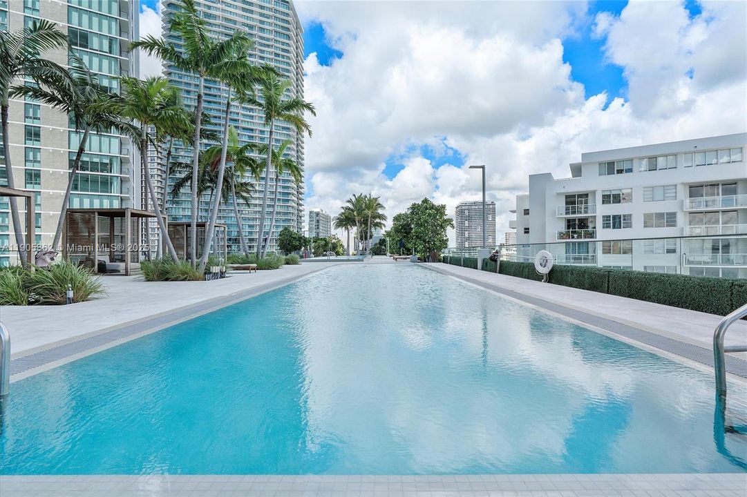 For Sale: $1,650,000 (3 beds, 3 baths, 1634 Square Feet)