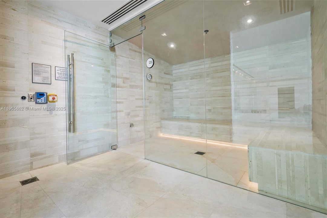 For Sale: $1,650,000 (3 beds, 3 baths, 1634 Square Feet)