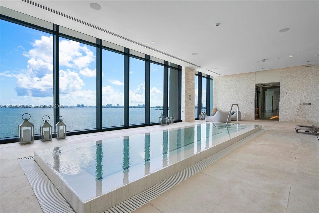 For Sale: $1,650,000 (3 beds, 3 baths, 1634 Square Feet)