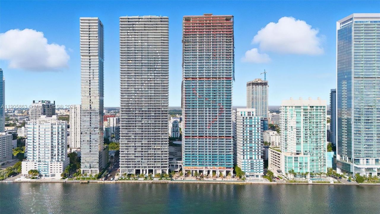 For Rent: $6,000 (1 beds, 2 baths, 1028 Square Feet)