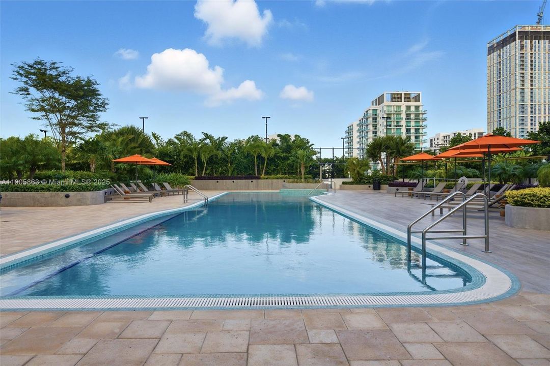 For Rent: $6,000 (1 beds, 2 baths, 1028 Square Feet)