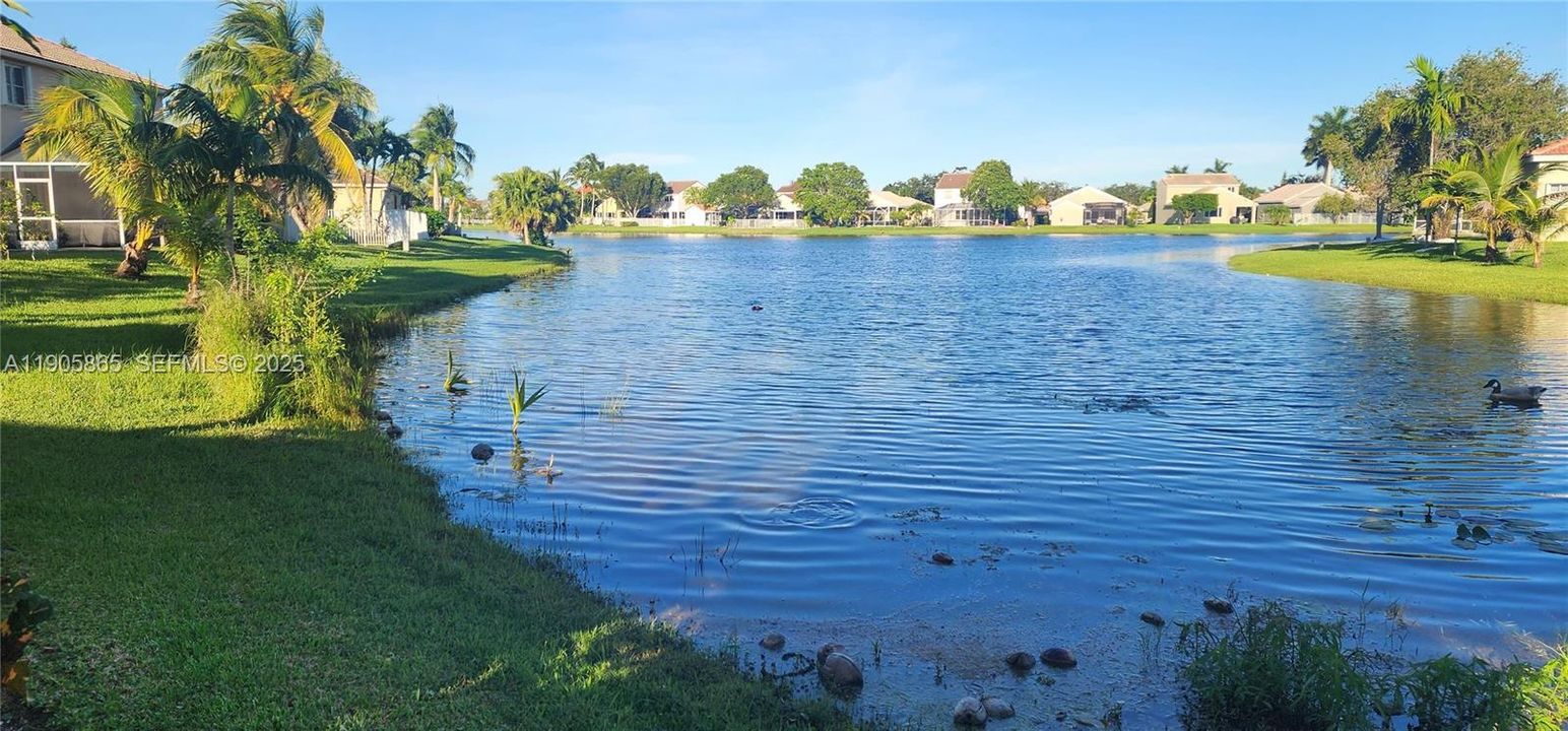 For Sale: $742,000 (3 beds, 2 baths, 1556 Square Feet)