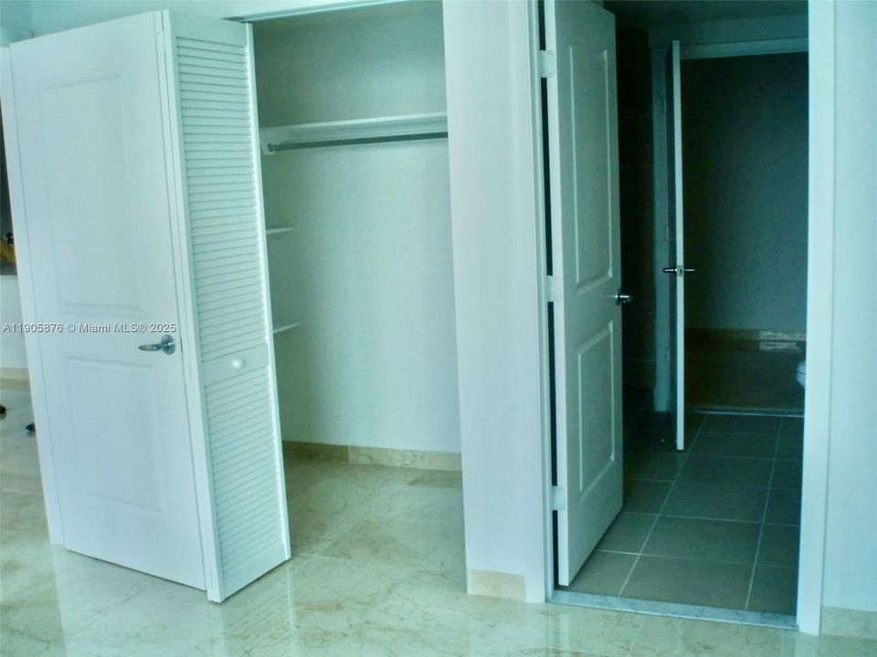 Под контрактом: $2,598 (1 спален, 1 ванн, 693 Квадратных фут)