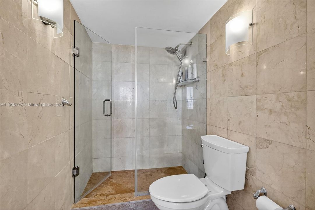 For Sale: $825,000 (2 beds, 2 baths, 1455 Square Feet)