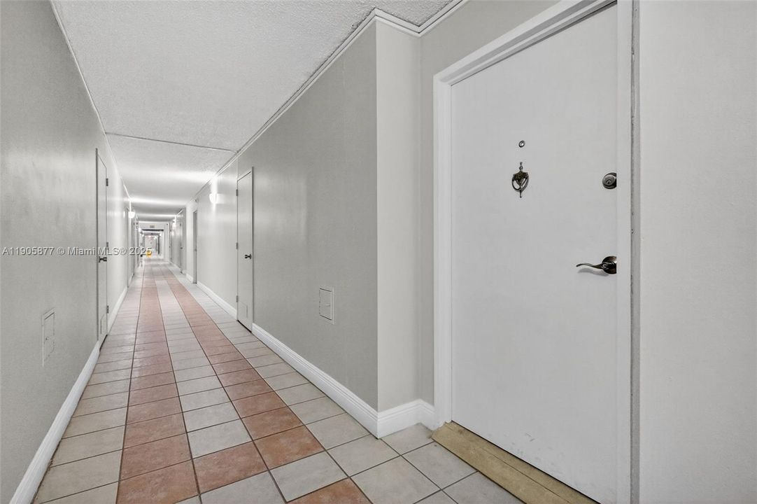 For Sale: $825,000 (2 beds, 2 baths, 1455 Square Feet)