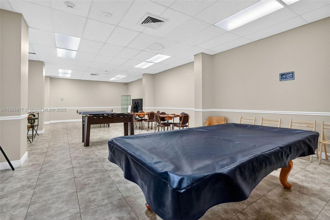 For Sale: $825,000 (2 beds, 2 baths, 1455 Square Feet)