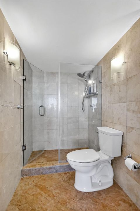 For Sale: $825,000 (2 beds, 2 baths, 1455 Square Feet)