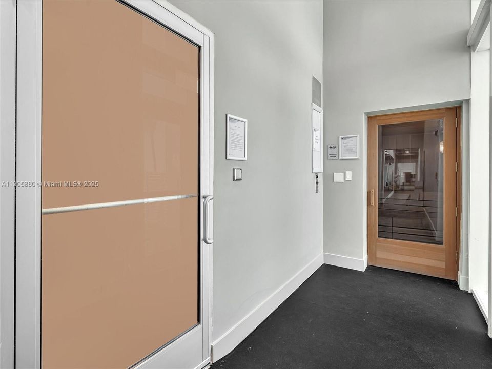 最近租的: $6,000 (2 贝兹, 2 浴室, 1237 平方英尺)