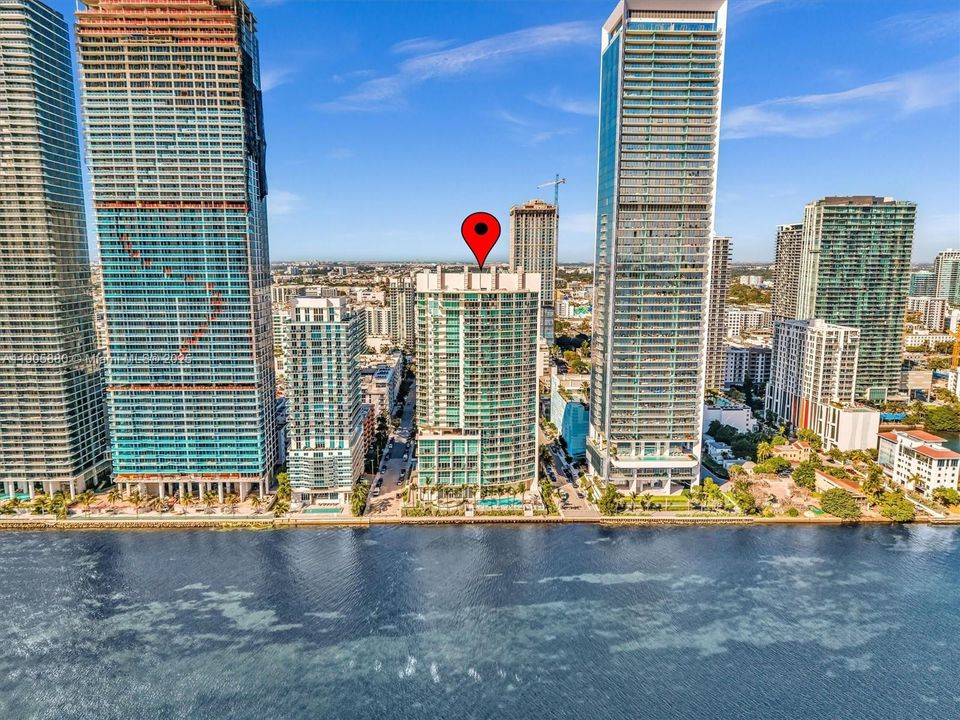 最近租的: $6,000 (2 贝兹, 2 浴室, 1237 平方英尺)