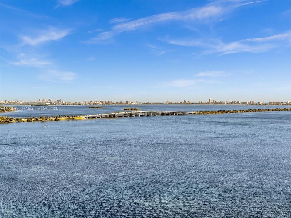 最近租的: $6,000 (2 贝兹, 2 浴室, 1237 平方英尺)