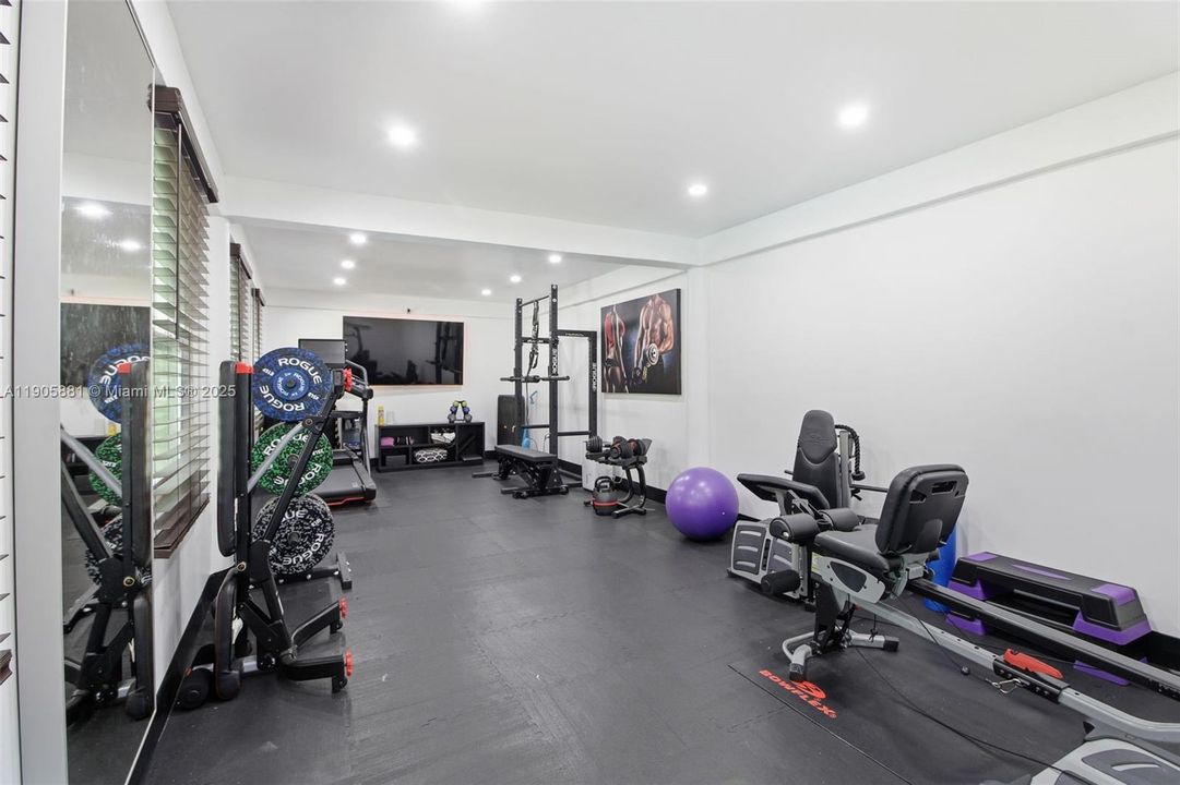 На продажу: $2,989,900 (7 спален, 7 ванн, 6750 Квадратных фут)