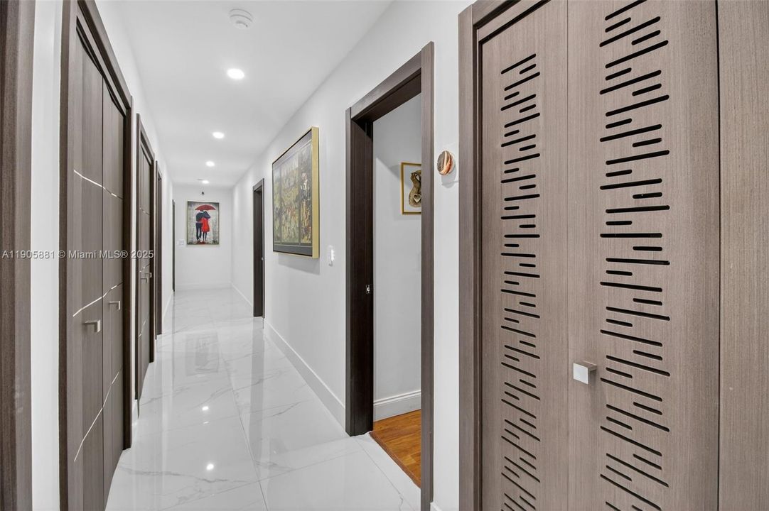 На продажу: $2,989,900 (7 спален, 7 ванн, 6750 Квадратных фут)