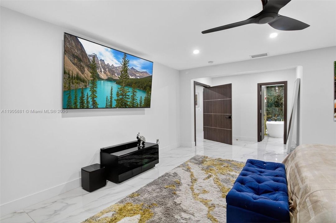 На продажу: $2,989,900 (7 спален, 7 ванн, 6750 Квадратных фут)