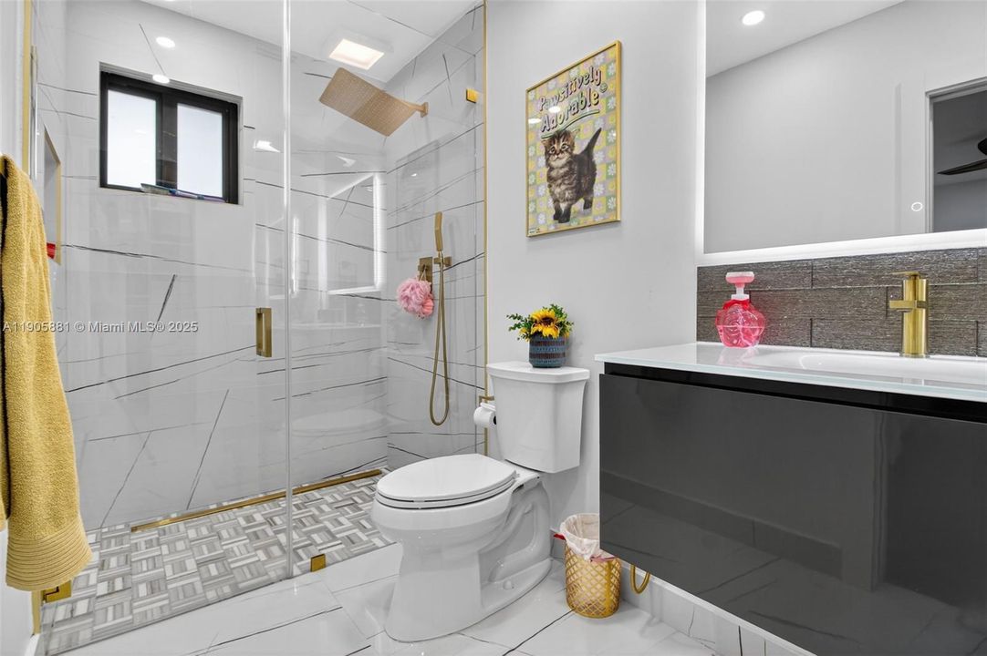 На продажу: $2,989,900 (7 спален, 7 ванн, 6750 Квадратных фут)