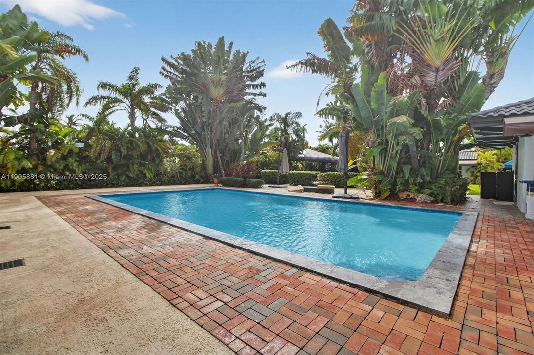 На продажу: $2,989,900 (7 спален, 7 ванн, 6750 Квадратных фут)